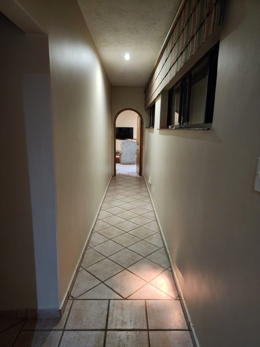 4 Bedroom Property for Sale in Ifafi North West